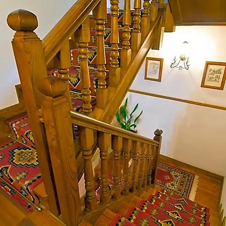Inn Revolgo 4*