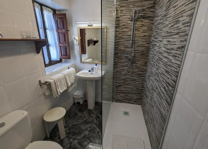 Revolgo Inn Santillana del Mar